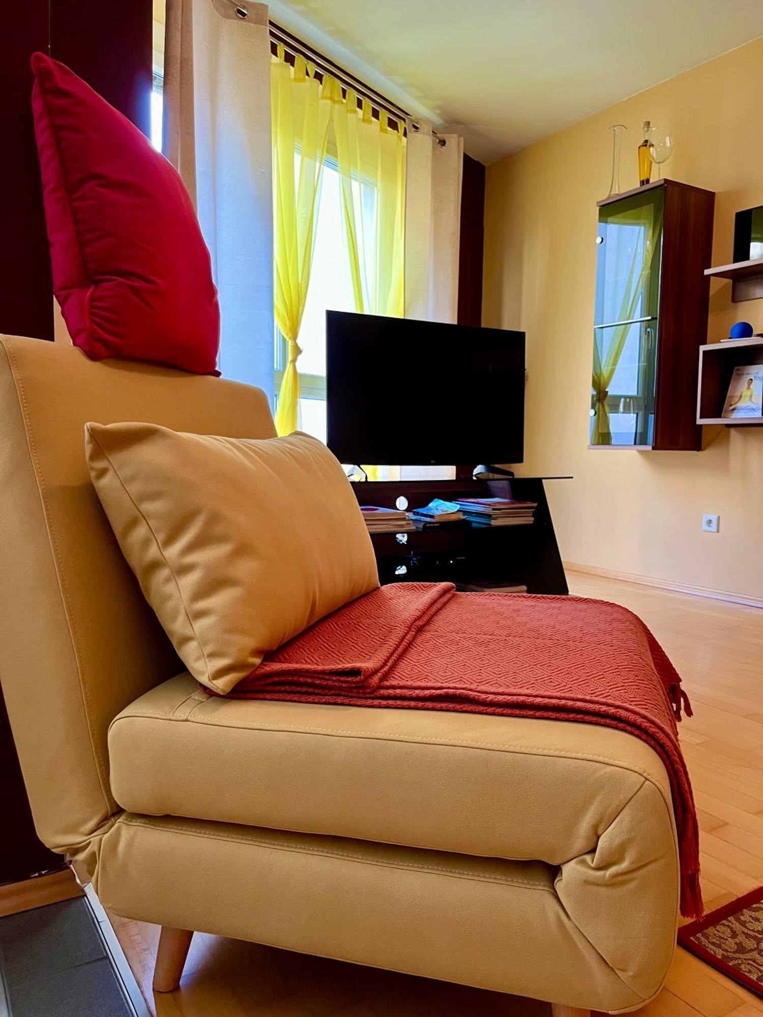 Luxurious City Apartment Incl Garage And Terrace Vienna Exterior photo